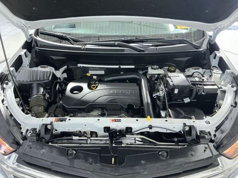 Used 2024 Chevrolet Equinox LS FWD image 27