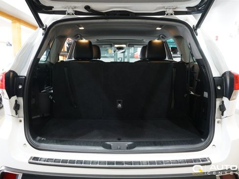 Used 2018 Toyota Highlander XLE image 41
