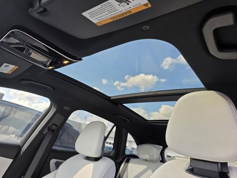 New 2026 Mercedes-Benz GLC 300 GLC 300 image 21