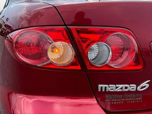 Used 2005 MAZDA MAZDA6 i FWD image 23