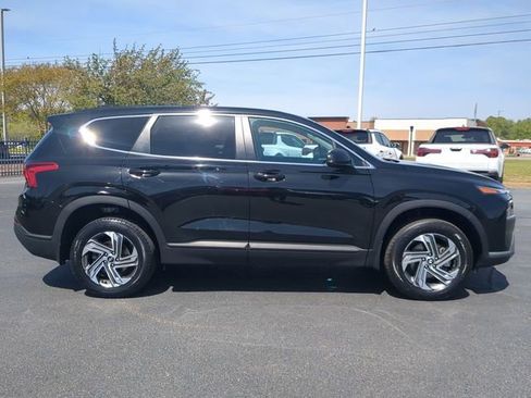 Used 2023 Hyundai Santa Fe SE AWD/4WD image 3