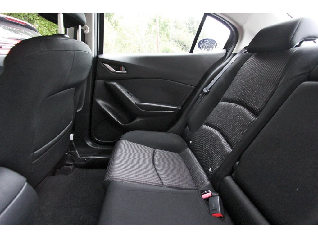 Used 2015 MAZDA MAZDA3 i Touring FWD image 10