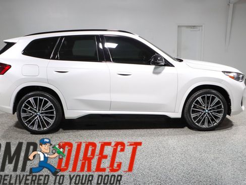 Used 2023 BMW X1 xDrive28i w/ Premium Package AWD/4WD image 6
