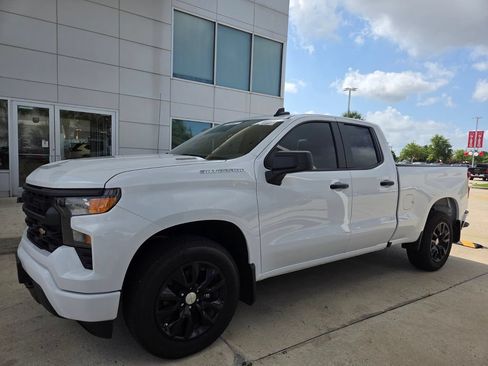 Used 2026 Chevrolet Silverado 1500 Custom RWD image 1
