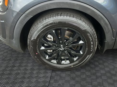 Used 2020 Kia Telluride LX image 8