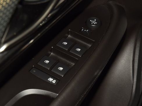 Used 2017 Cadillac ATS V w/ Luxury Package image 48