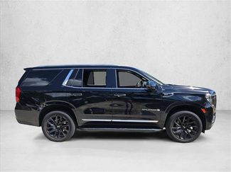 Used 2024 GMC Yukon SLT w/ SLT Luxury Package RWD video 2