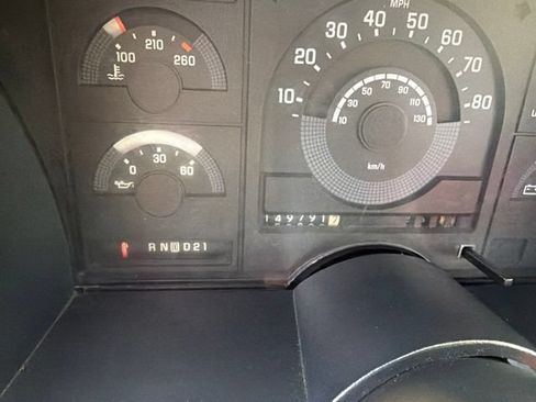 Used 1988 GMC Sierra 1500 2WD Regular Cab image 12