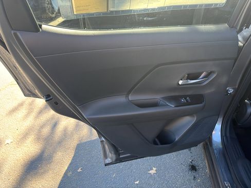 New 2026 Nissan Kicks SR w/ Cold Weather Package image 31