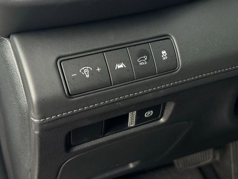 Certified 2023 Hyundai Santa Fe Limited image 33