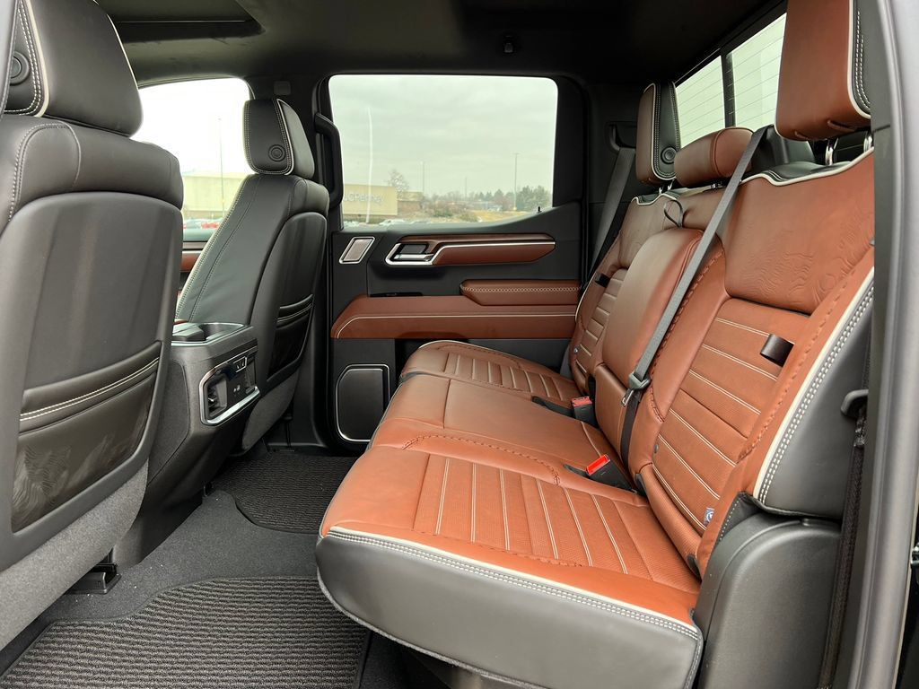 New 2026 GMC Sierra 1500 Denali Ultimate AWD/4WD image 5