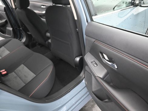 New 2025 Nissan Sentra SR image 19