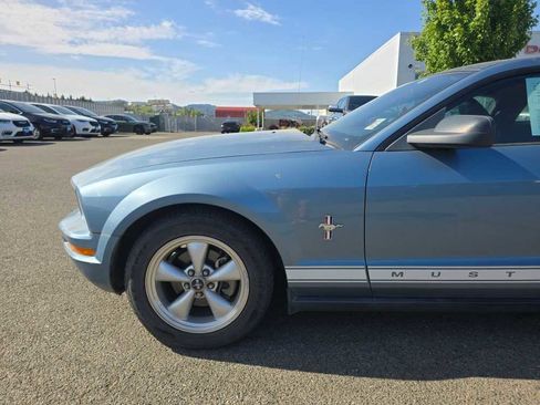 Used 2007 Ford Mustang Premium RWD image 6