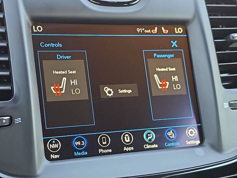 Used 2023 Chrysler 300 S RWD image 28