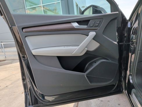 Used 2022 Audi Q5 2.0T Premium image 14