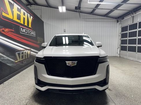 Used 2021 Cadillac Escalade Sport w/ Driver Assist Tech Package AWD/4WD image 33
