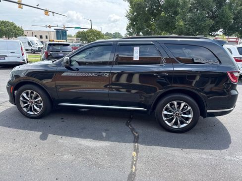 Used 2021 Dodge Durango SXT AWD/4WD image 7