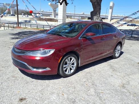 Used 2016 Chrysler 200 Limited FWD image 3