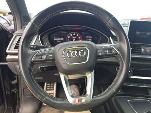 Used 2018 Audi SQ5 Premium Plus w/ S Sport Package AWD/4WD image 8