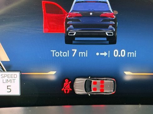 New 2026 BMW X5 xDrive40i w/ M Sport Package AWD/4WD image 22