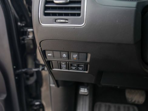 Used 2024 INFINITI QX80 Sensory w/ Cargo Package image 18