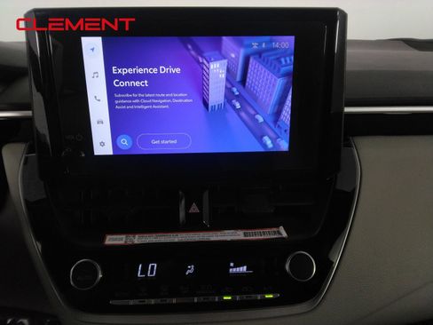 Used 2025 Toyota Corolla LE FWD image 16