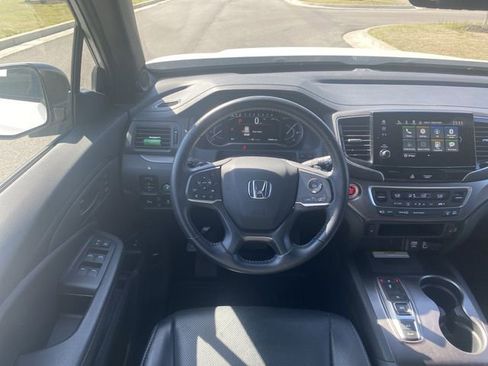 Used 2023 Honda Passport EX-L image 25