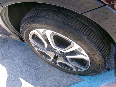 Used 2025 Subaru Ascent Touring w/ Popular Package #1 image 9