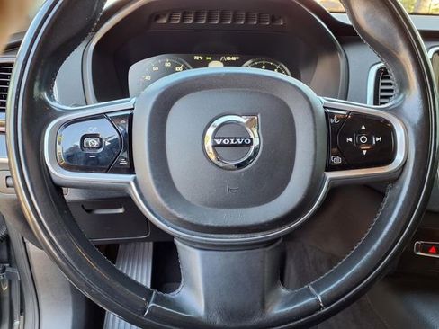 Used 2018 Volvo XC90 T5 Momentum w/ Convenience Package image 26