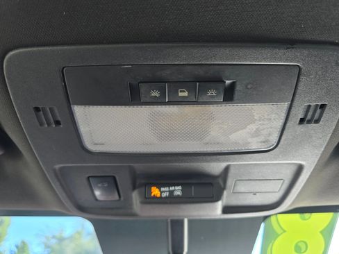 Used 2011 Chevrolet Camaro LT image 27