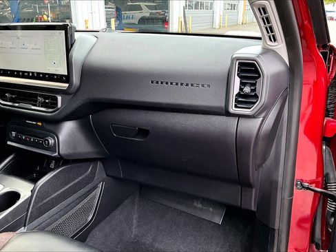 Used 2025 Ford Bronco Sport Outer Banks w/ Outer Banks Tech Package+ image 19