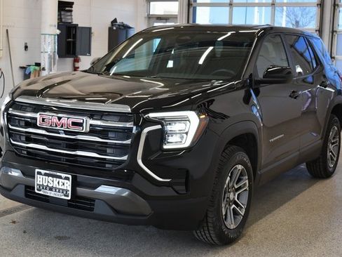 Used 2025 GMC Terrain Elevation image 9