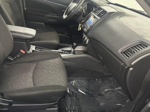 Used 2020 Mitsubishi Outlander Sport ES FWD image 31