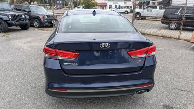 Used 2018 Kia Optima S FWD image 10
