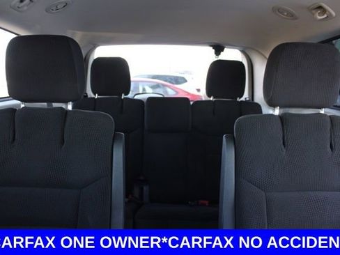 Used 2019 Dodge Grand Caravan SE w/ UConnect Hands-Free Group image 25