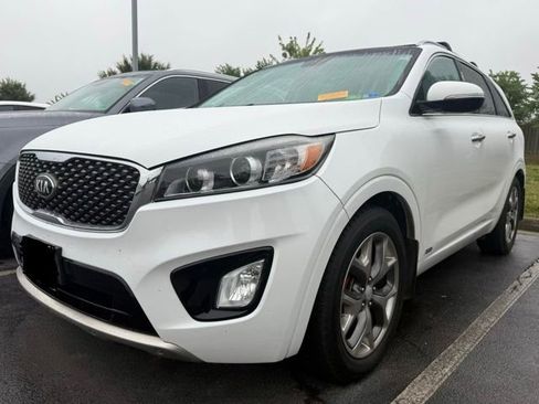 Used 2017 Kia Sorento SX AWD/4WD image 2