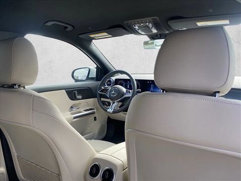 Certified 2025 Mercedes-Benz GLA 250 image 20