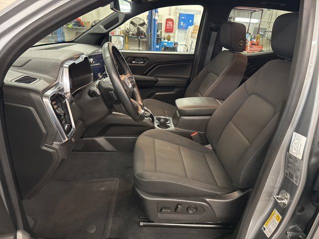 Used 2024 GMC Canyon Elevation w/ Convenience Package AWD/4WD image 11