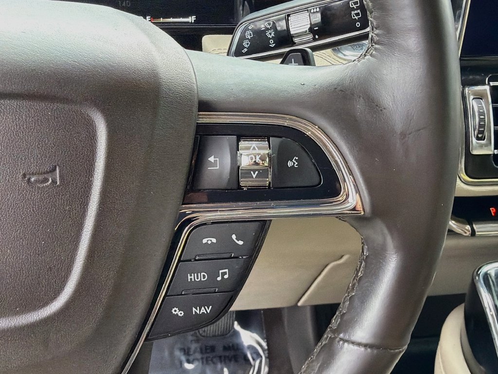 Used 2020 Lincoln Navigator L Reserve w/ Luxury Package AWD/4WD image 41