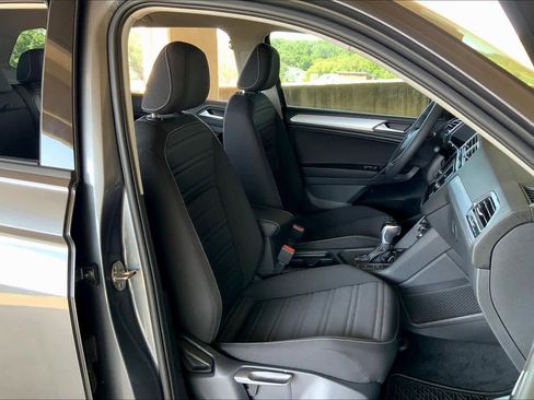 Certified 2023 Volkswagen Tiguan S image 8