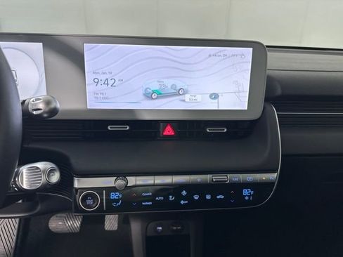 Used 2023 Hyundai Ioniq 5 Limited image 22