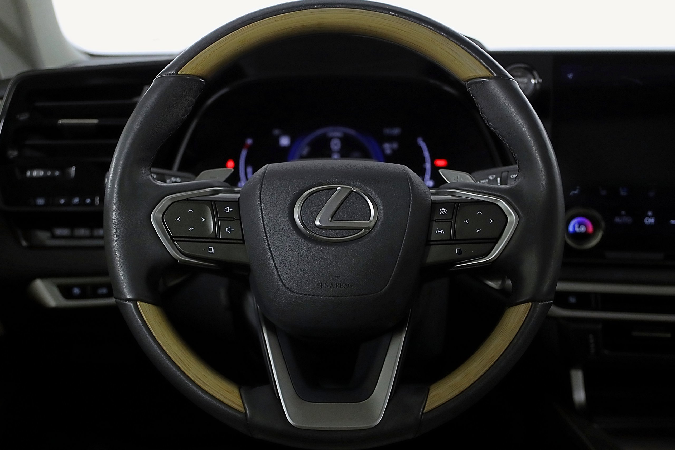 Used 2024 Lexus RX 350h w/ Convenience Package AWD/4WD image 26