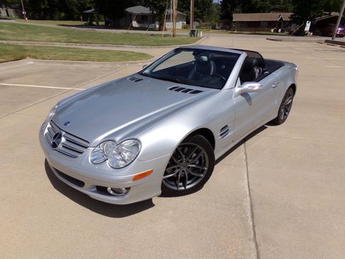 Used 2007 Mercedes-Benz SL 550 image 3