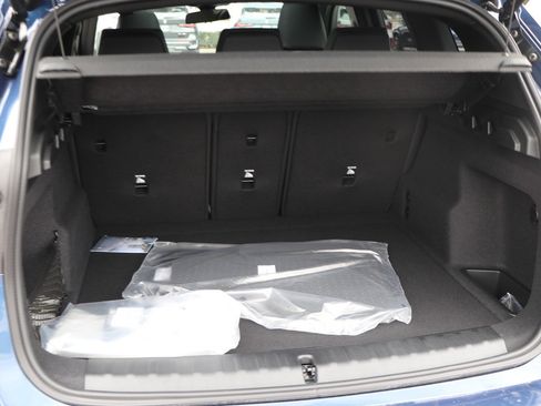 Certified 2025 BMW X1 xDrive28i w/ Convenience Package image 37