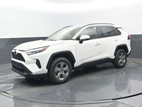 Used 2023 Toyota RAV4 XLE image 24