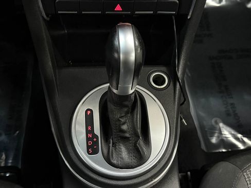 Used 2017 Volkswagen Beetle 1.8T S image 31