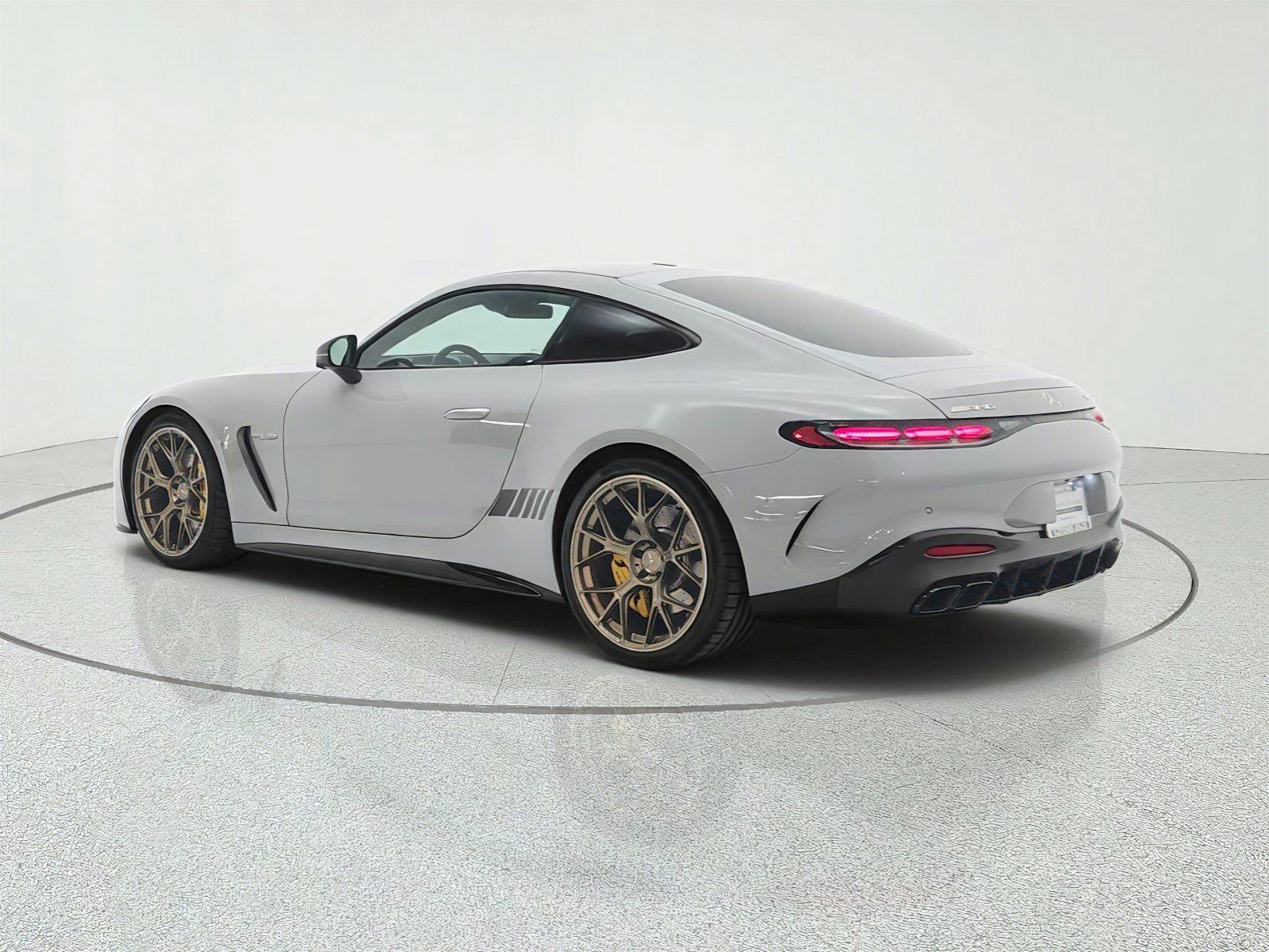 Used 2025 Mercedes-Benz AMG GT 63 image 7