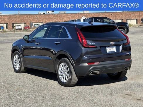 Certified 2023 Cadillac XT4 Luxury w/ Cold Weather Package image 3