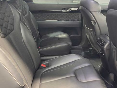 Used 2020 Hyundai Palisade Limited FWD image 16