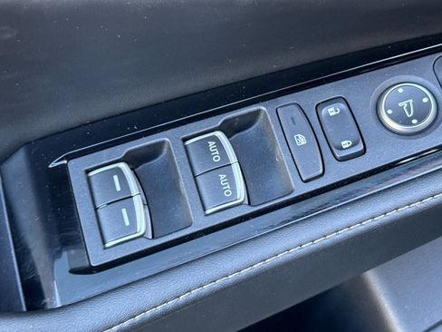 Certified 2023 Honda Accord Touring image 13